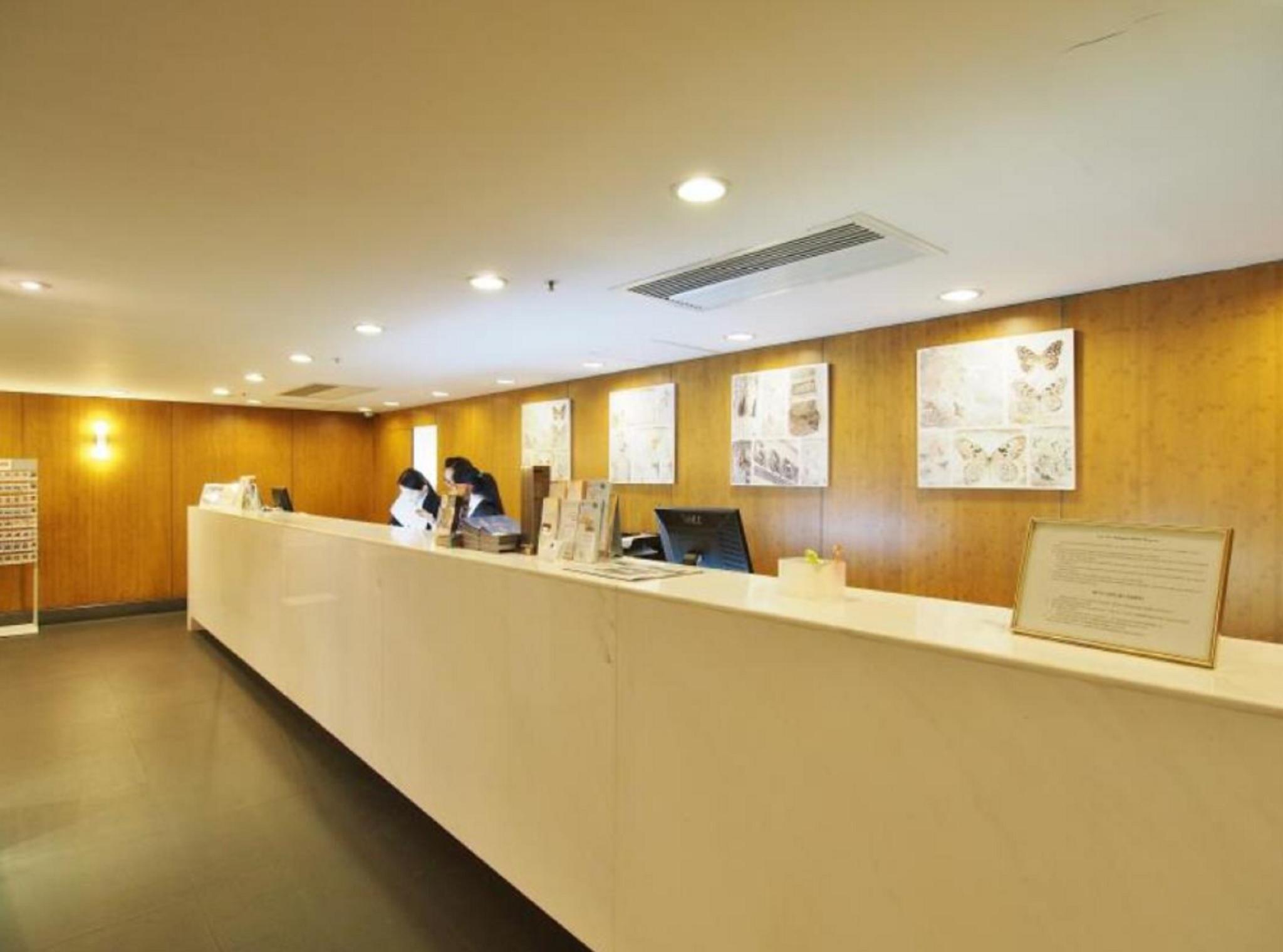 Caritas Oswald Cheung International House Hotel 3*