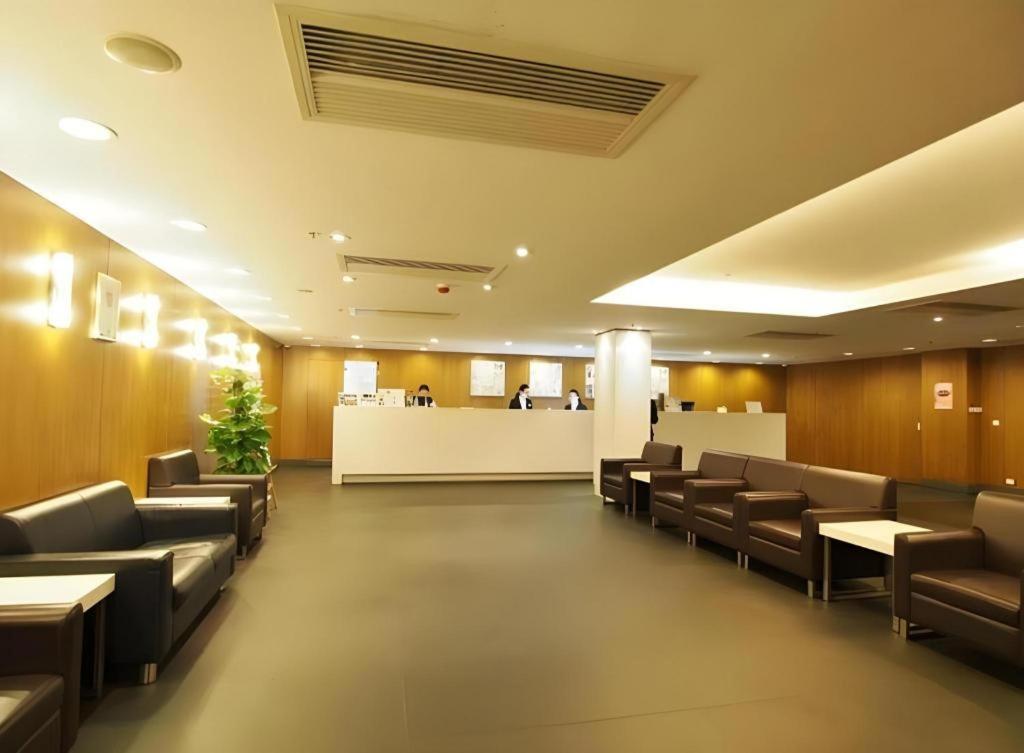 Hotel Caritas Oswald Cheung International House 3*