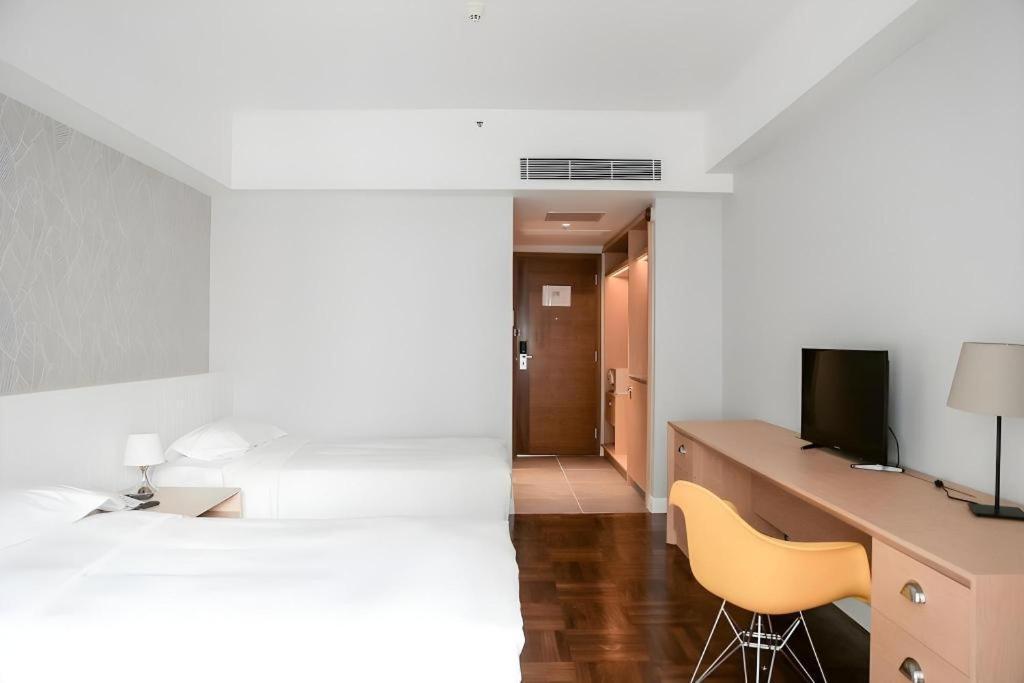 Caritas Oswald Cheung International House Hotel 3*