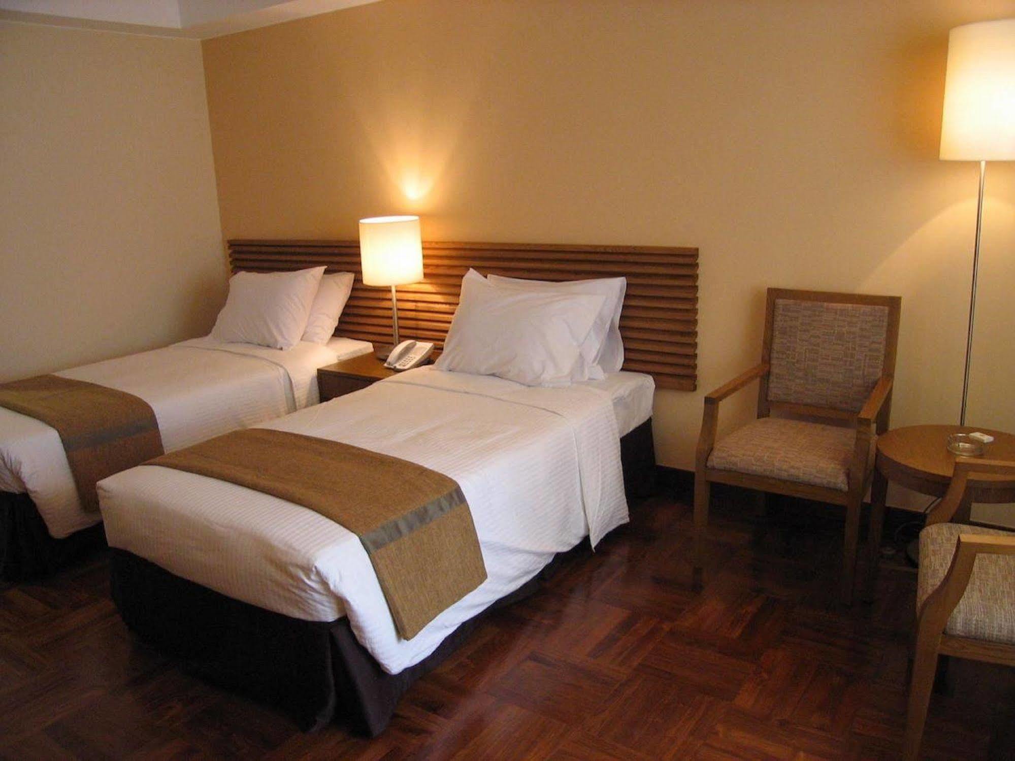 Caritas Oswald Cheung International House 3*